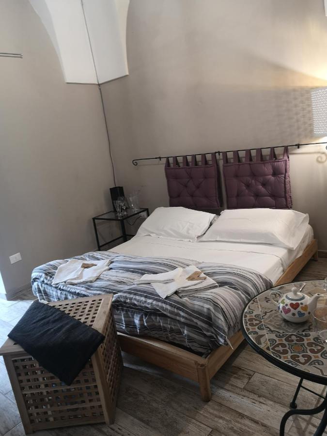 Dimora "I Santi Patroni" Lejlighedshotel Lecce Eksteriør billede