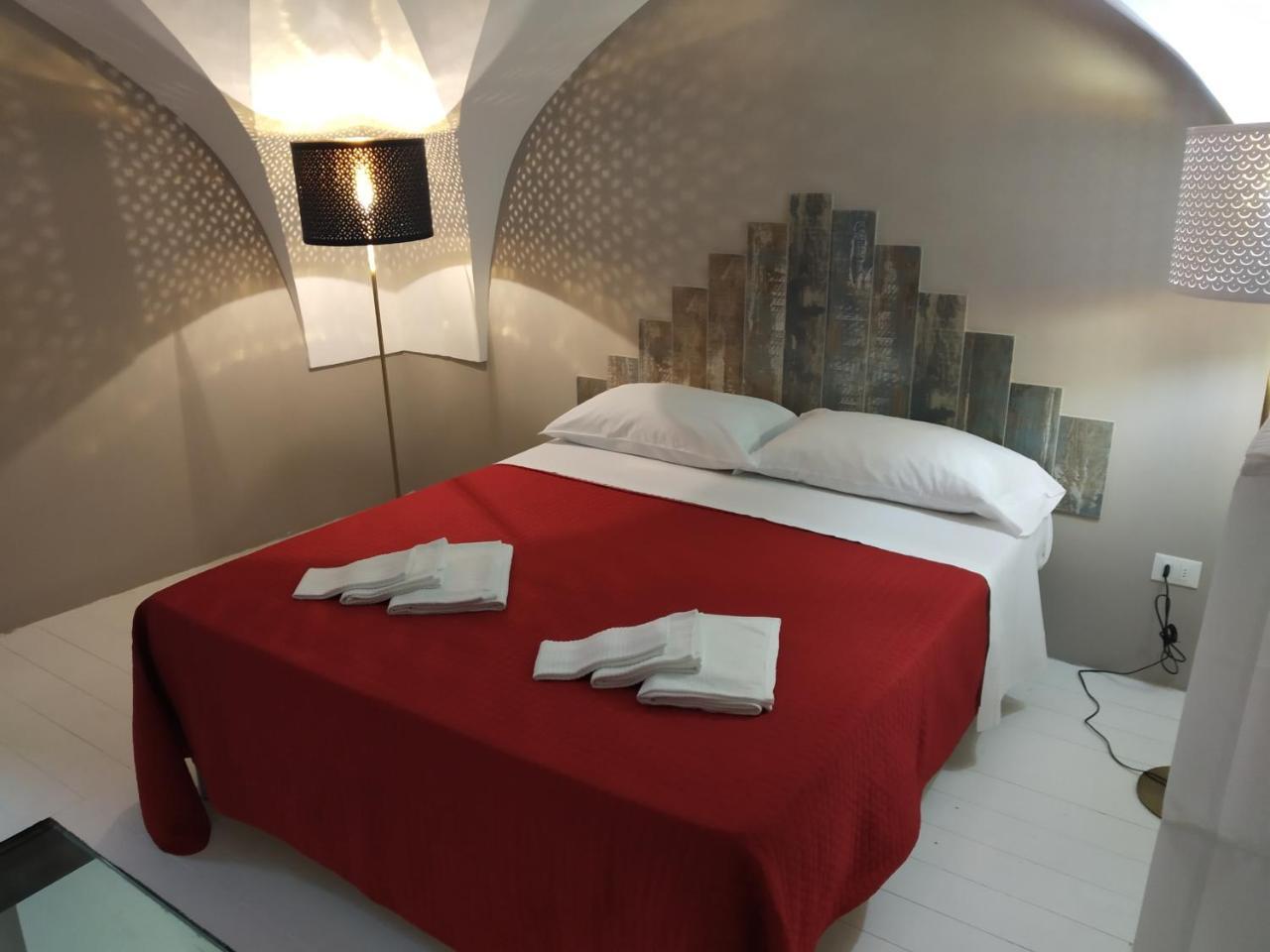 Dimora "I Santi Patroni" Lejlighedshotel Lecce Eksteriør billede